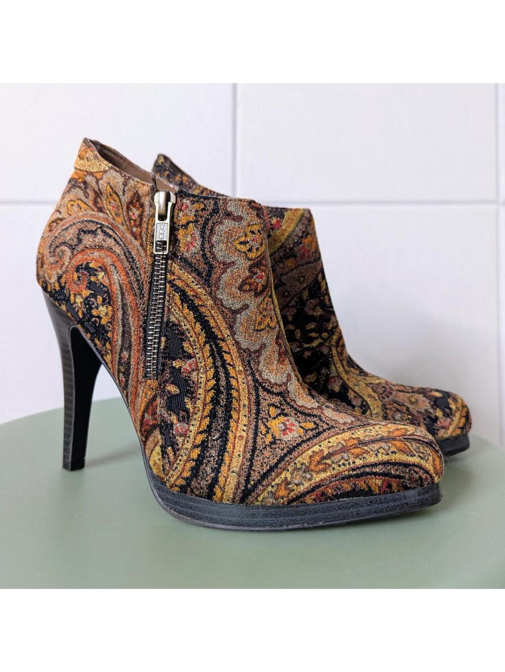Vintage y2k boho velvet tapestry high heeled side zip booties
